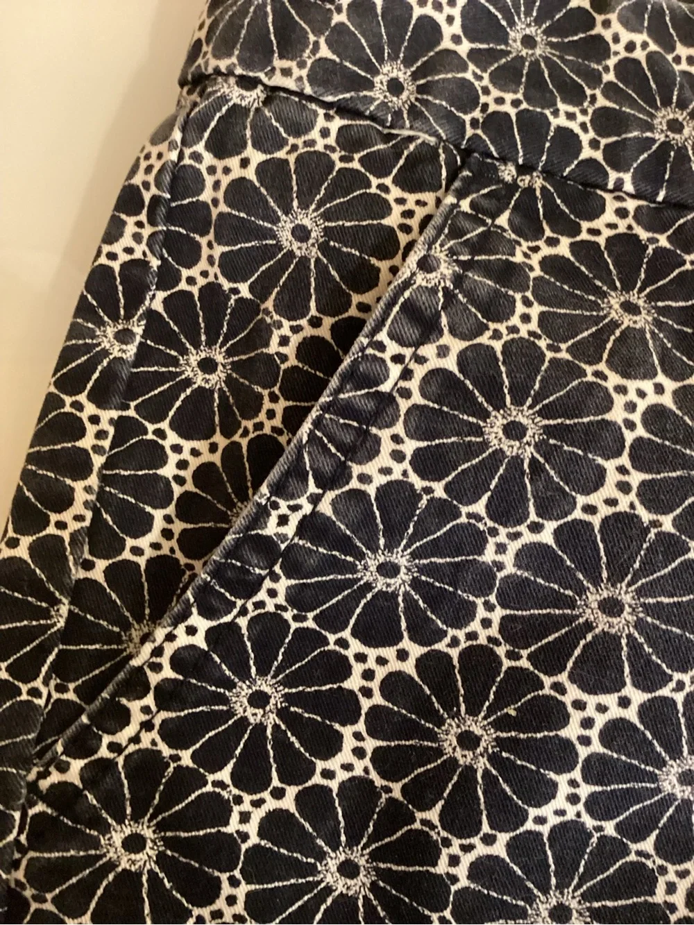 Tommy Hilfiger Navy and White Geometric Floral Flat Front Shorts